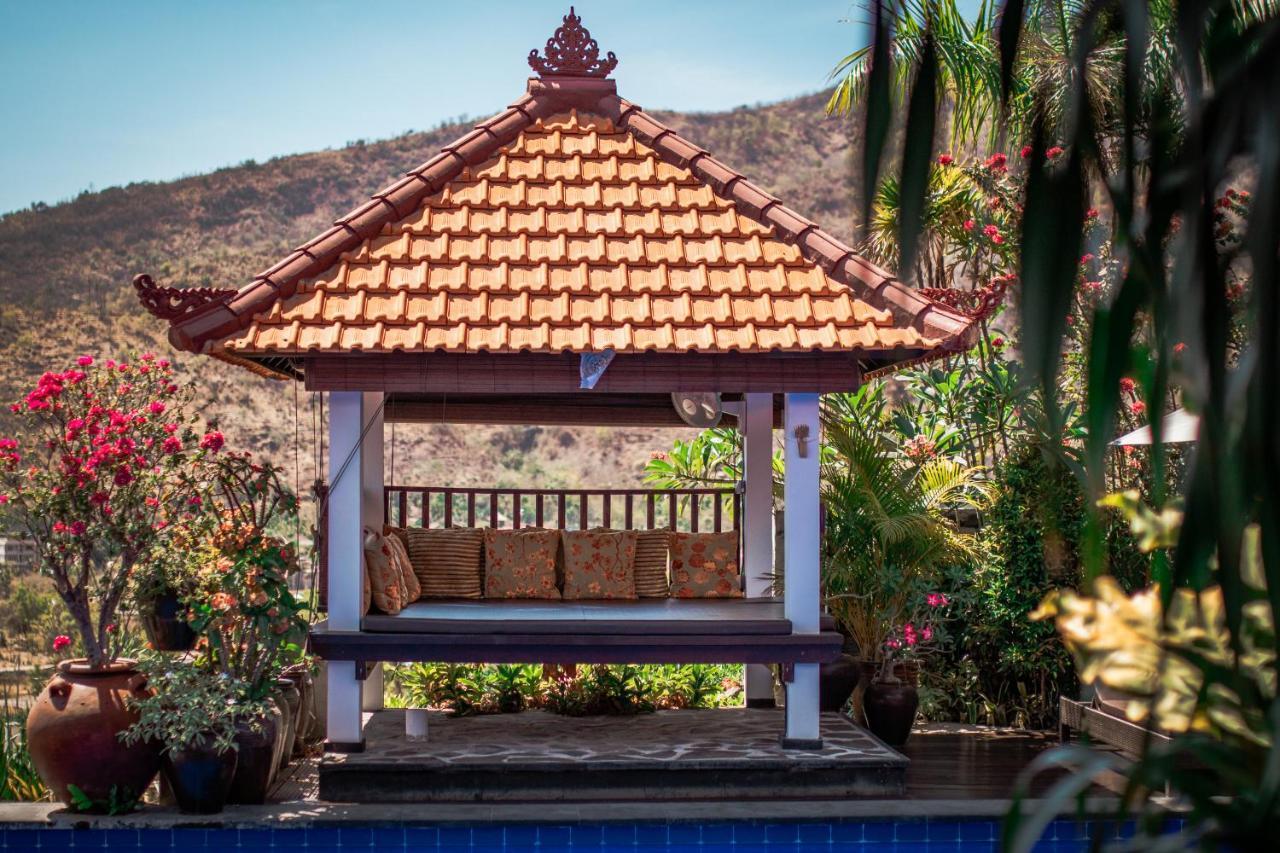 Villa Bukit Malas 3 آميدْ المظهر الخارجي الصورة